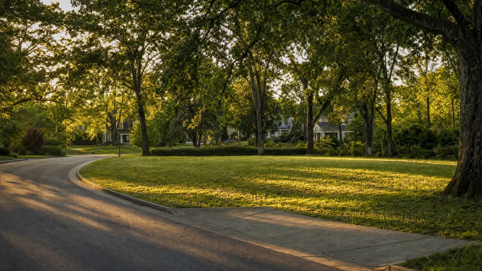 How to Buy Land and Build a House in Tennessee, Step by Step